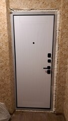  Входная дверь Гранж 082 Белый софт рельеф