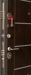 Входная дверь Бастион Венге
